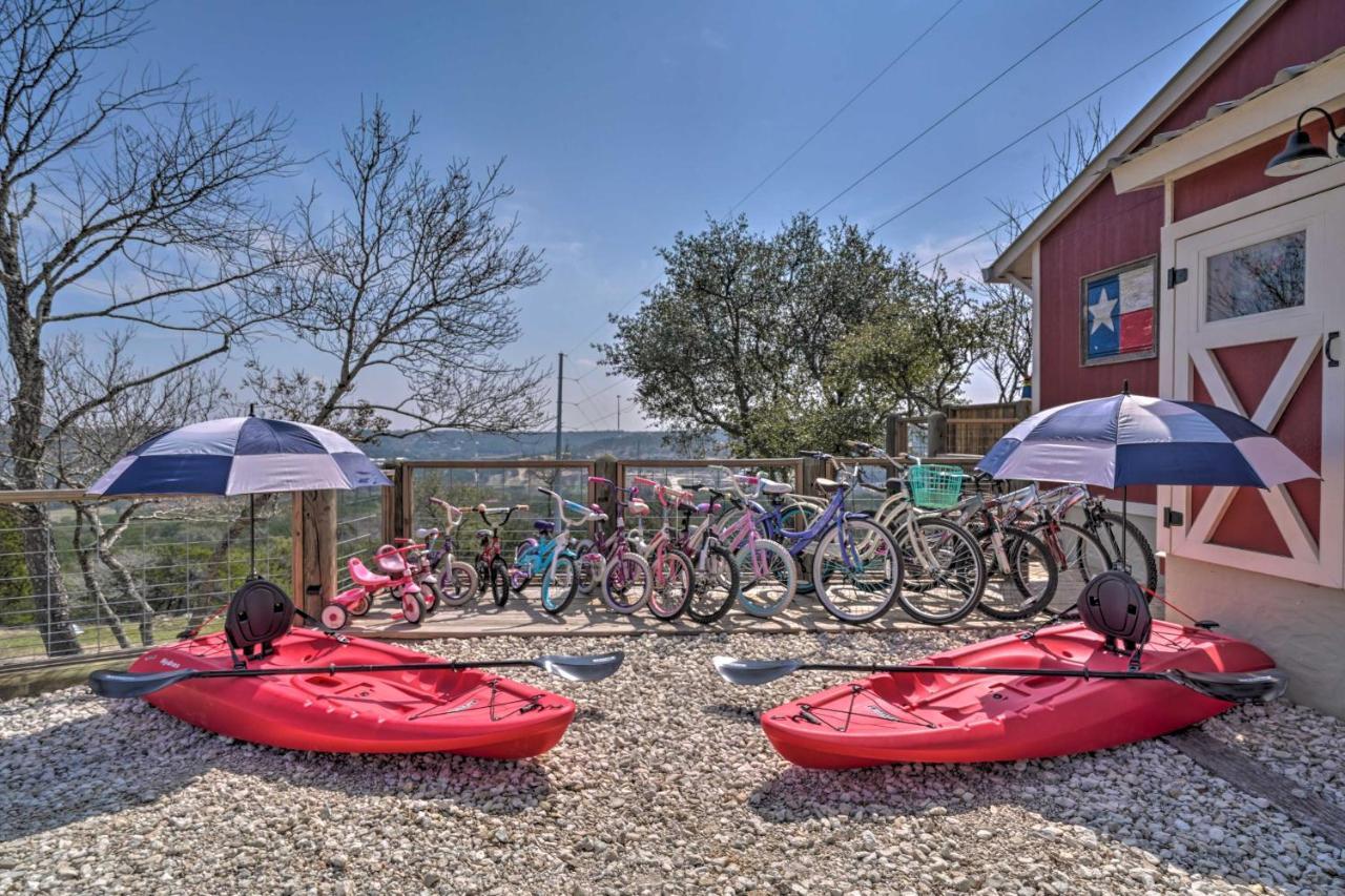 Kerrville Converted Barn Tiny Home With Kayaks! Exterior photo