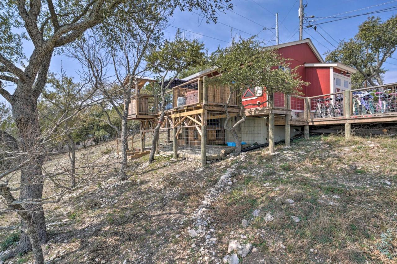 Kerrville Converted Barn Tiny Home With Kayaks! Exterior photo